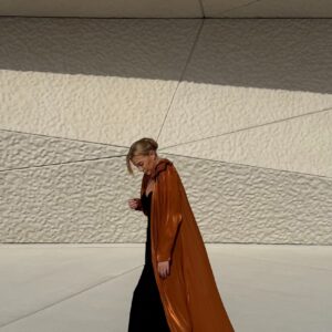 Silk organza abaya with flower